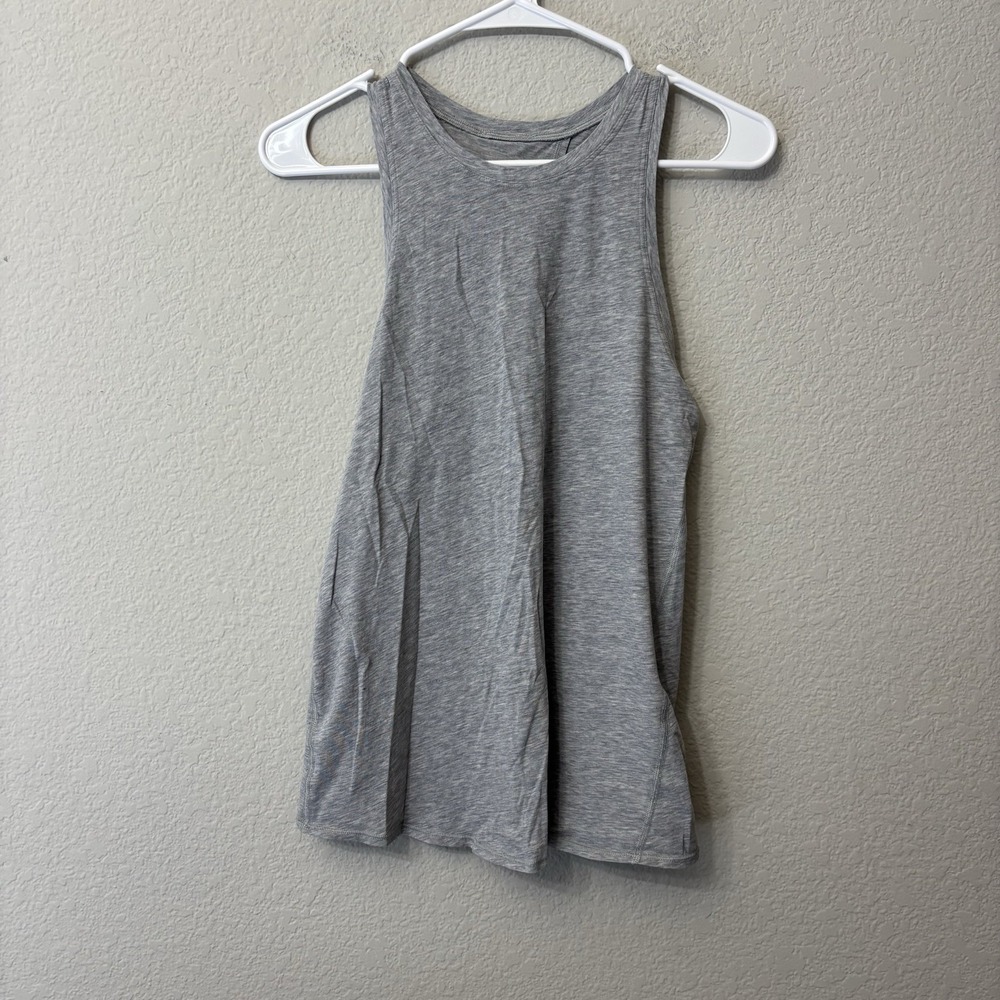 Lululemon Women's All Tied Up Tank Heather Gray Size 4 XS Extra Small Shirt